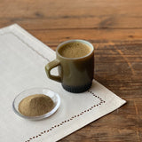 泡立つほうじ茶ラテ